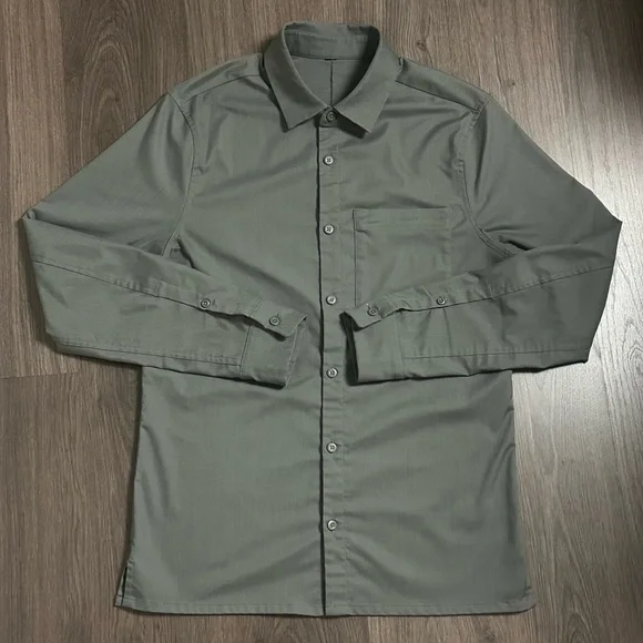 Lululemon Button Up - Picture 1 of 4
